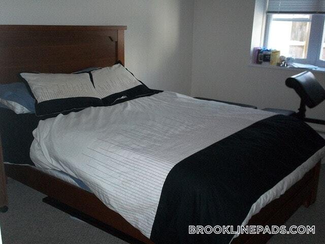 Foto del edificio - 110 Babcock St