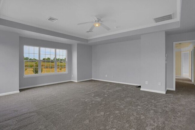 Building Photo - Gorgeous 5 BR House in Dover School District