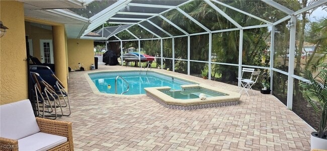 Foto del edificio - 505 Causeway Dr