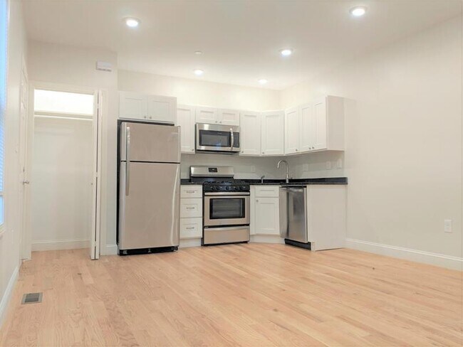 Foto del edificio - 42 Cogswell Ave
