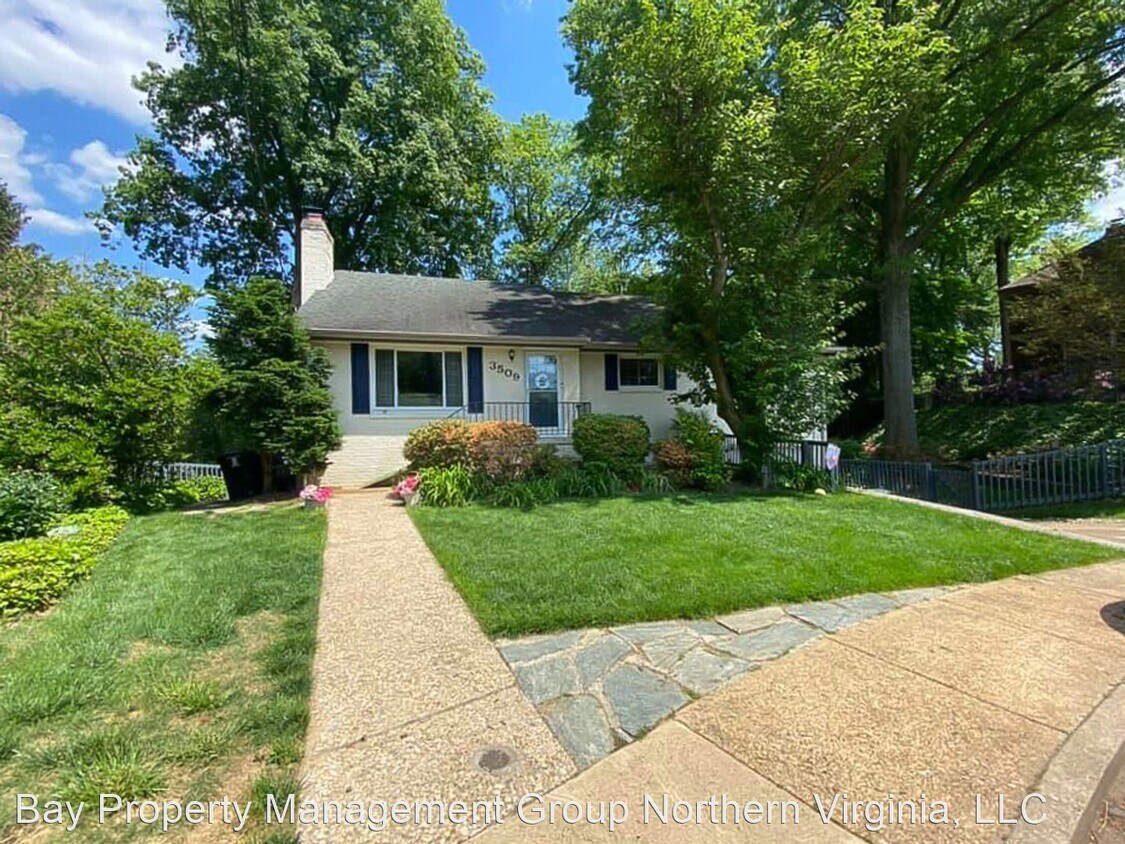 Primary Photo - 4 br, 3 bath House - 3509 N Quebec St
