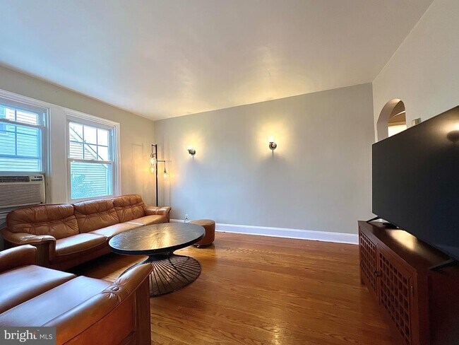 Foto del edificio - 303 Willow Ave