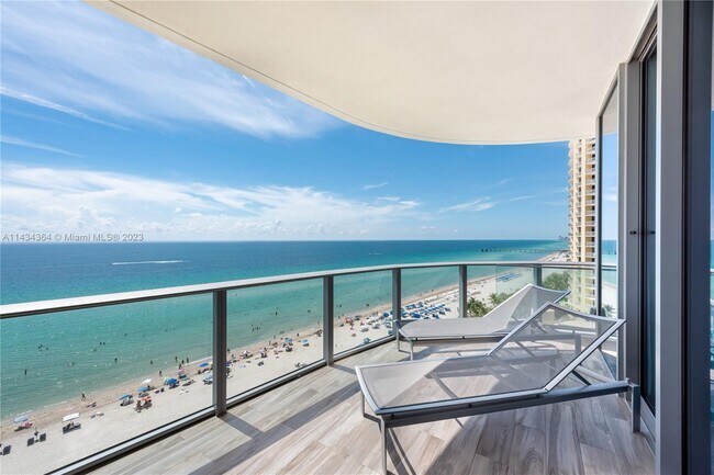 Foto del edificio - 17475 Collins Ave