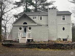 Building Photo - 156 Shelters Rd