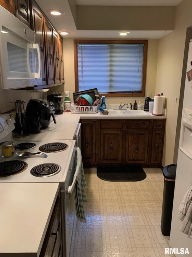 Foto del edificio - 3895 Prairie Ln