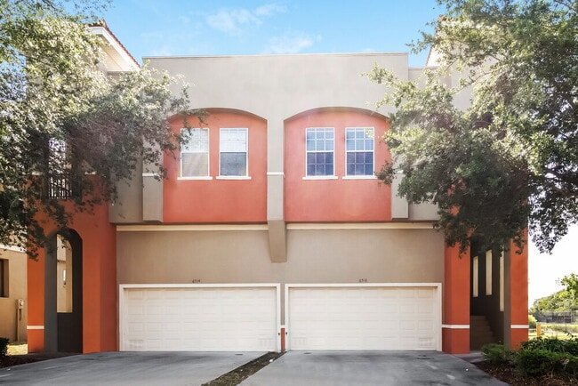 Building Photo - 6516 Quiet Pool Ct
