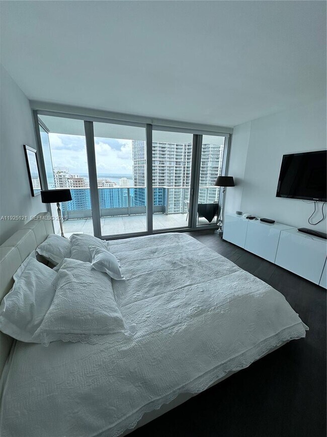 Photo - 200 Biscayne Blvd Way Apartment