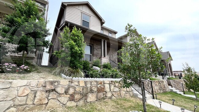 Building Photo - 208 Glenview Ave