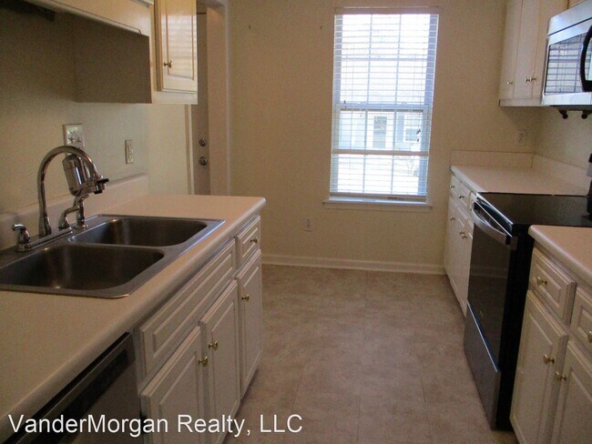 Building Photo - 2 br, 2 bath House - 34 Summit Commons Ct