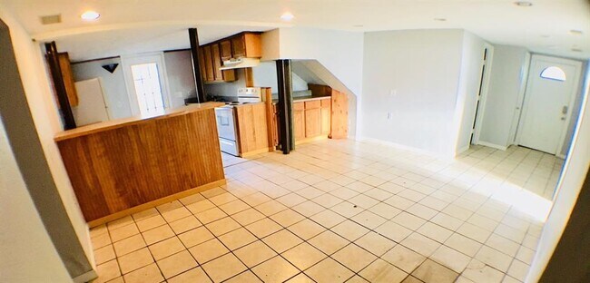 Building Photo - 3809 Cherrywood Rd