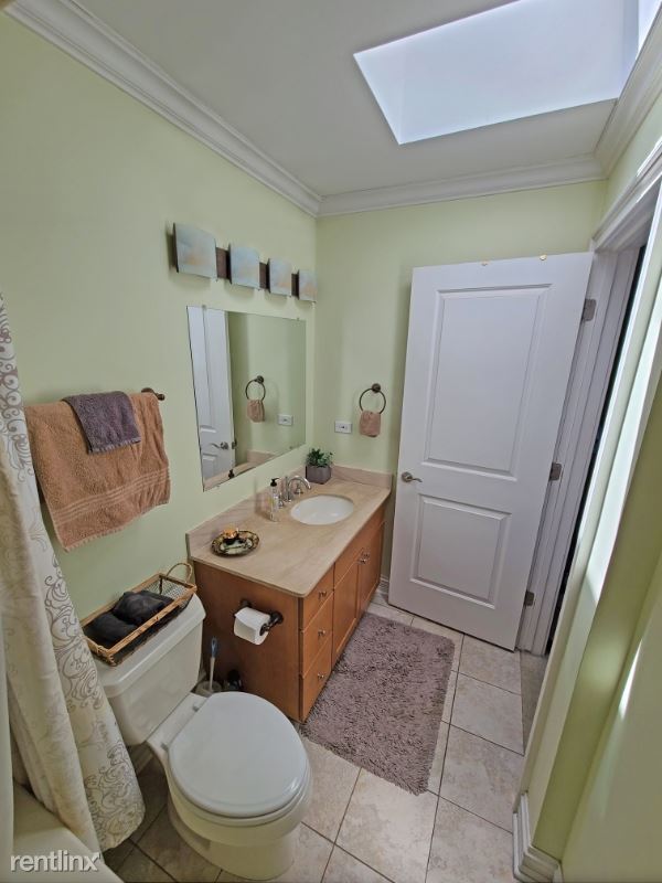 Building Photo - 2 br, 2 bath Condo - 122 S Evergreen Ave