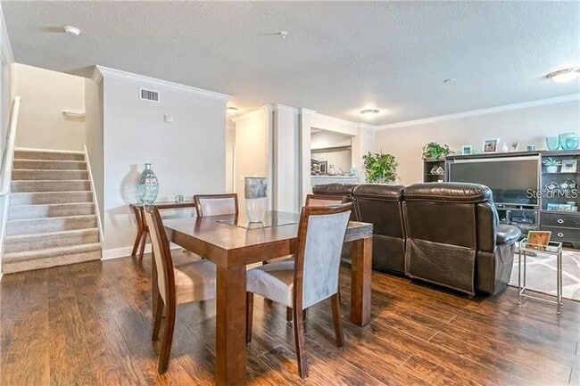 Building Photo - 450 S Orange Ave