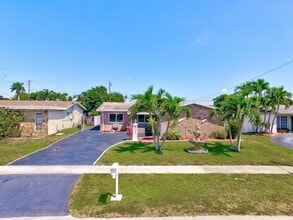 Building Photo - 11461 NW 35th St
