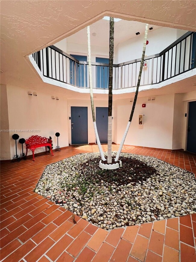 9419 Fontainebleau Blvd, Miami, FL 33172 House Rental in Miami, FL