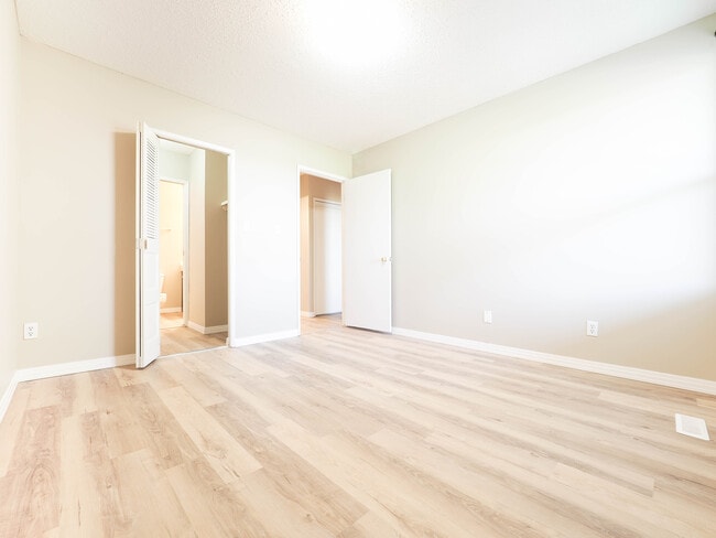 Building Photo - Ermineskin House