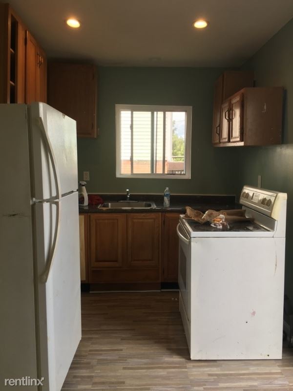 Building Photo - 1 br, 1 bath Apartment - 405 Admiral St