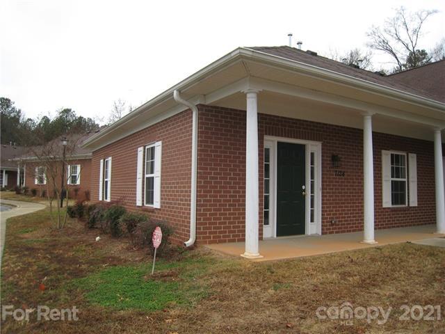 Primary Photo - 7124 Somerset Springs Dr
