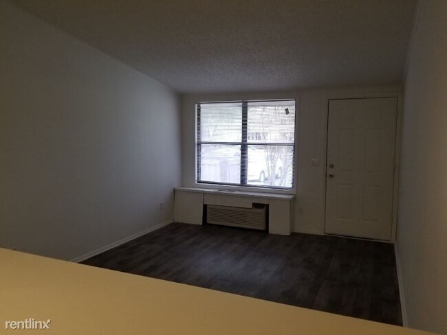 Foto del edificio - 5000 North Ln