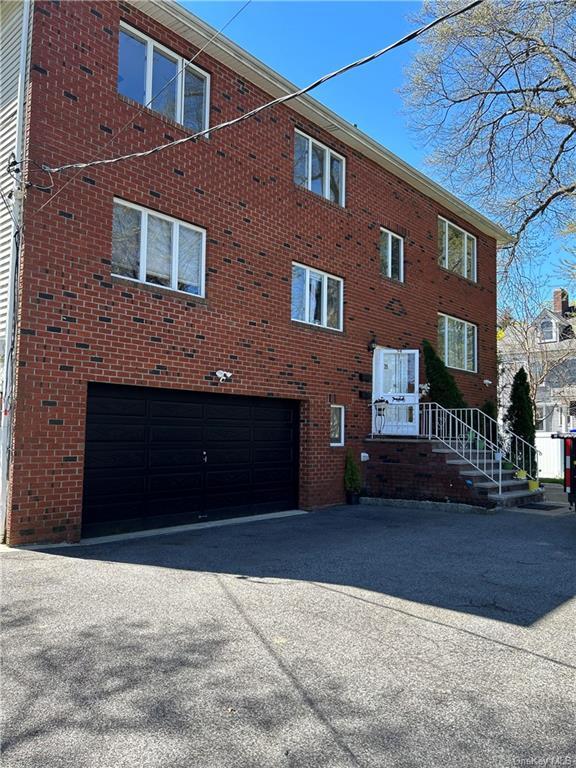 Building Photo - 29 Wickford Rd