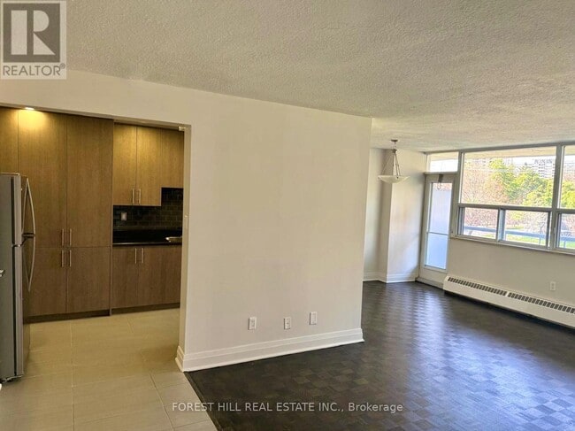 Building Photo - 35 Esterbrooke Ave.