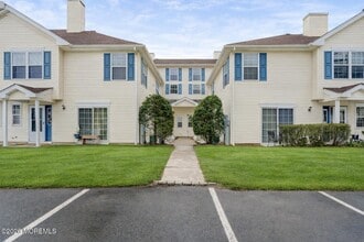 Building Photo - 1143 Roseberry Ct