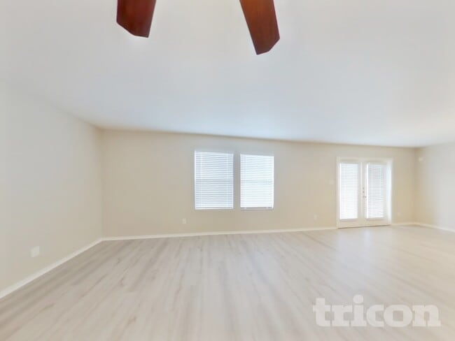 Foto del edificio - 7714 Burro Bend