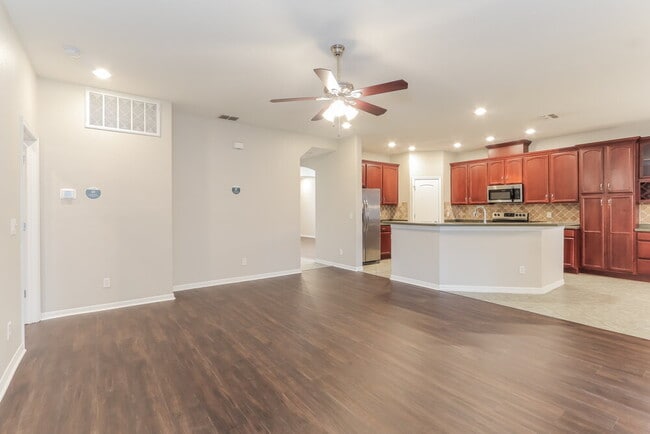 Foto del edificio - 2019 Abbey Trace Dr