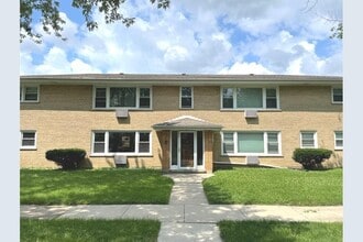 Building Photo - 910 Elder Rd