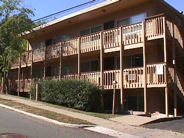 Building Photo - 320 Koch Ave