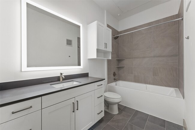 Foto del edificio - 170 Malone St