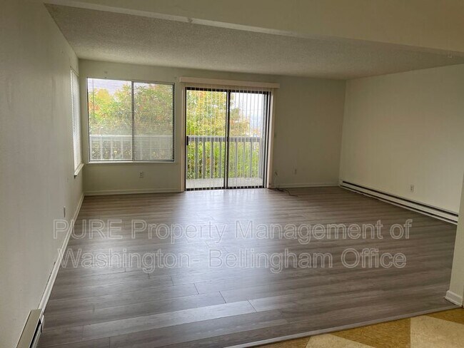 Building Photo - 630 Boulevard