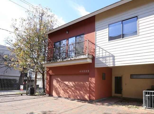 Building Photo - 4408 Koehler St
