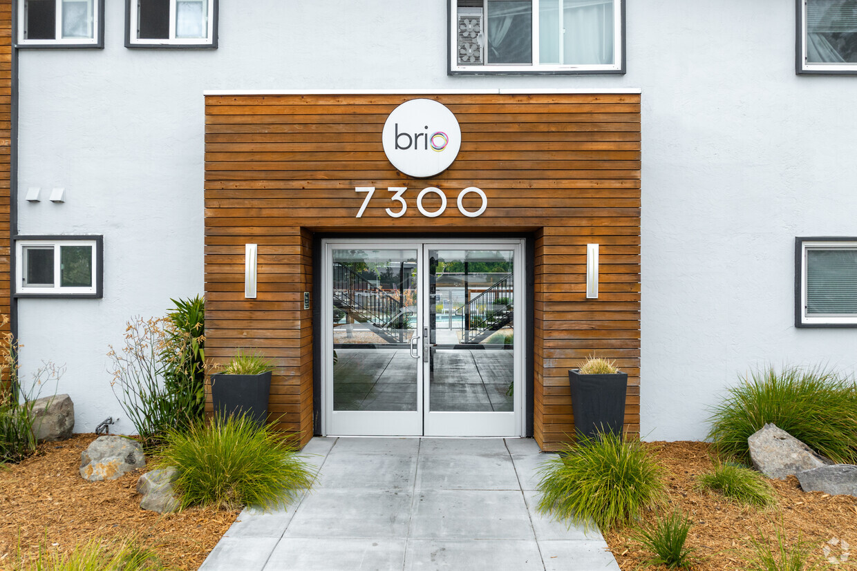 Primary Photo - Brio Apartments