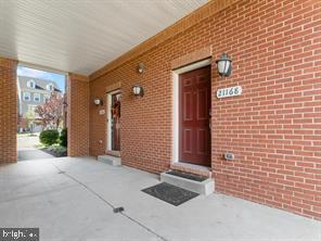 Primary Photo - 21168 Belmont View Terrace