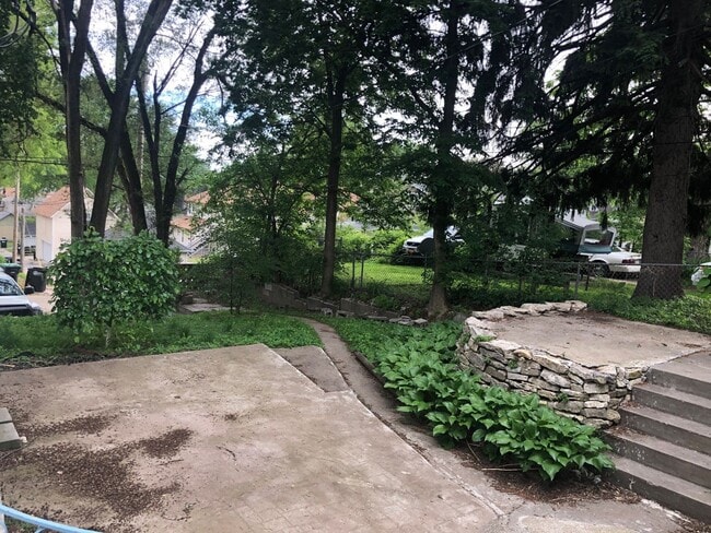 Foto del edificio - JUNE move in, 6BR house