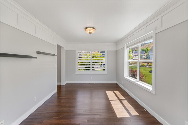 Building Photo - 1093 S 540 E