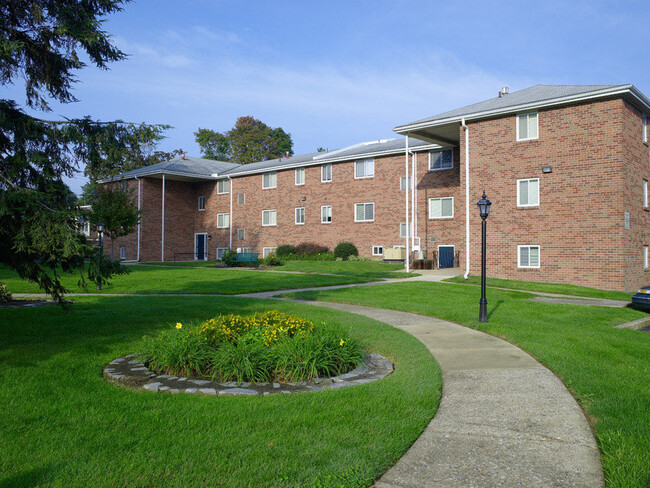 Foto del edificio - Pine Manor II Apartments