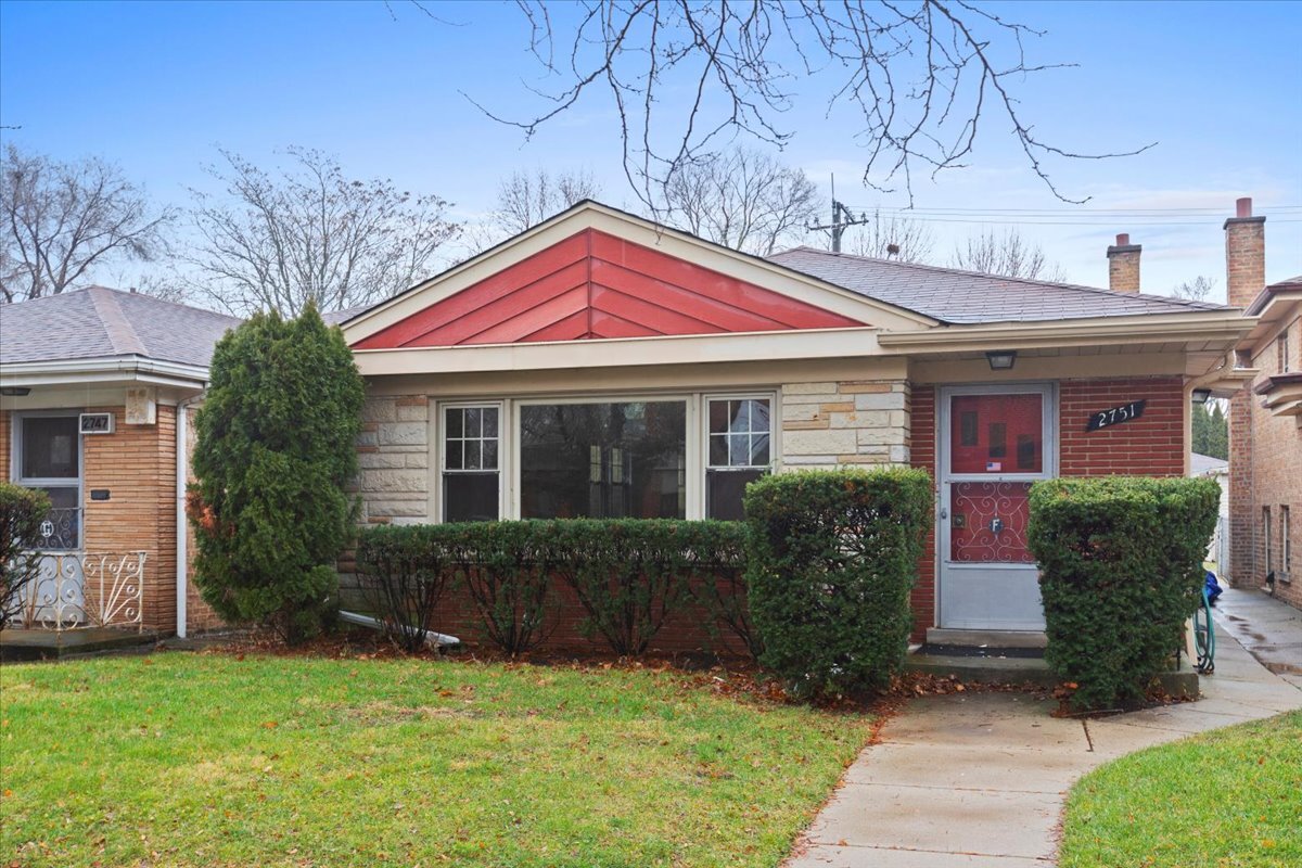 2751 W Lunt Ave, Chicago, IL 60645 House Rental in Chicago, IL