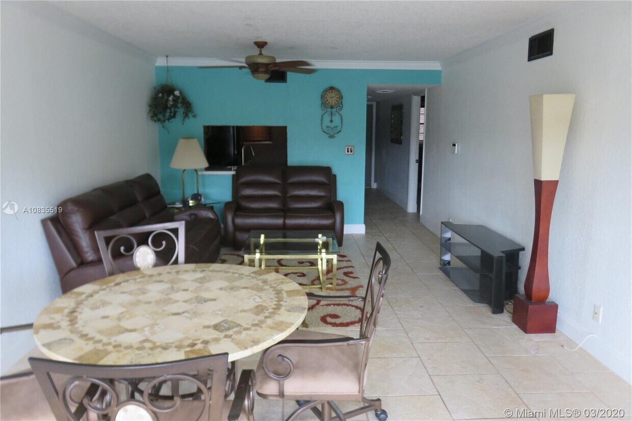 7460 Woodmont 102 Tamarac Fl 33321 - 7460  Woodmont  102 Tamarac Fl 33321