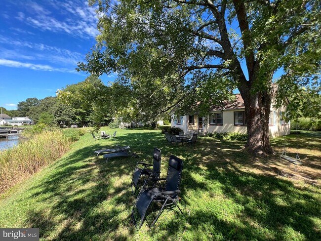 Building Photo - 1085 Rodgers Rd