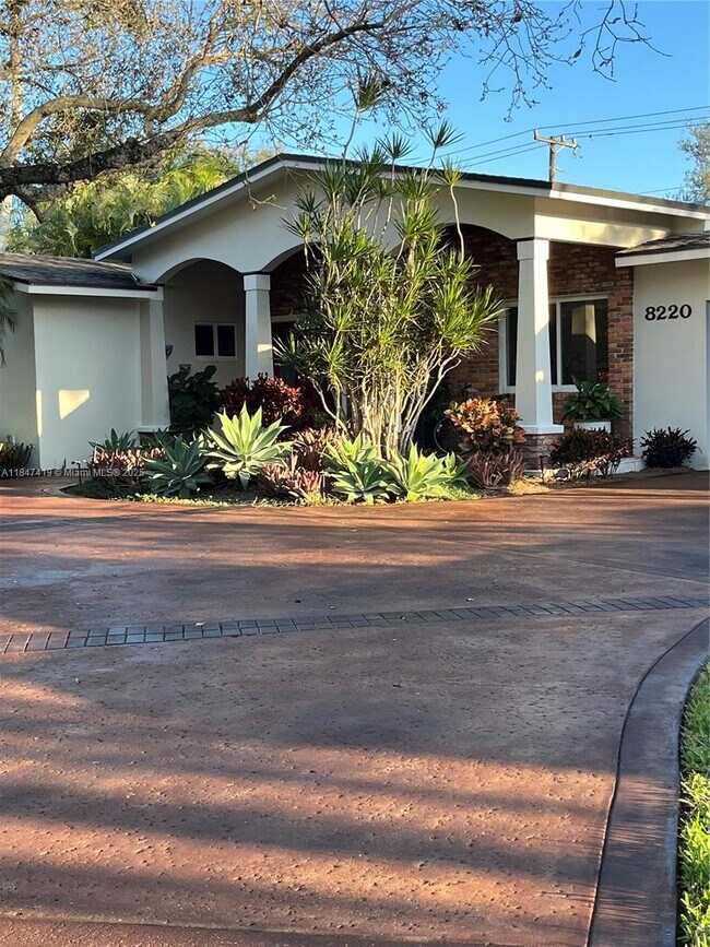 Building Photo - 8220 SW 162nd St