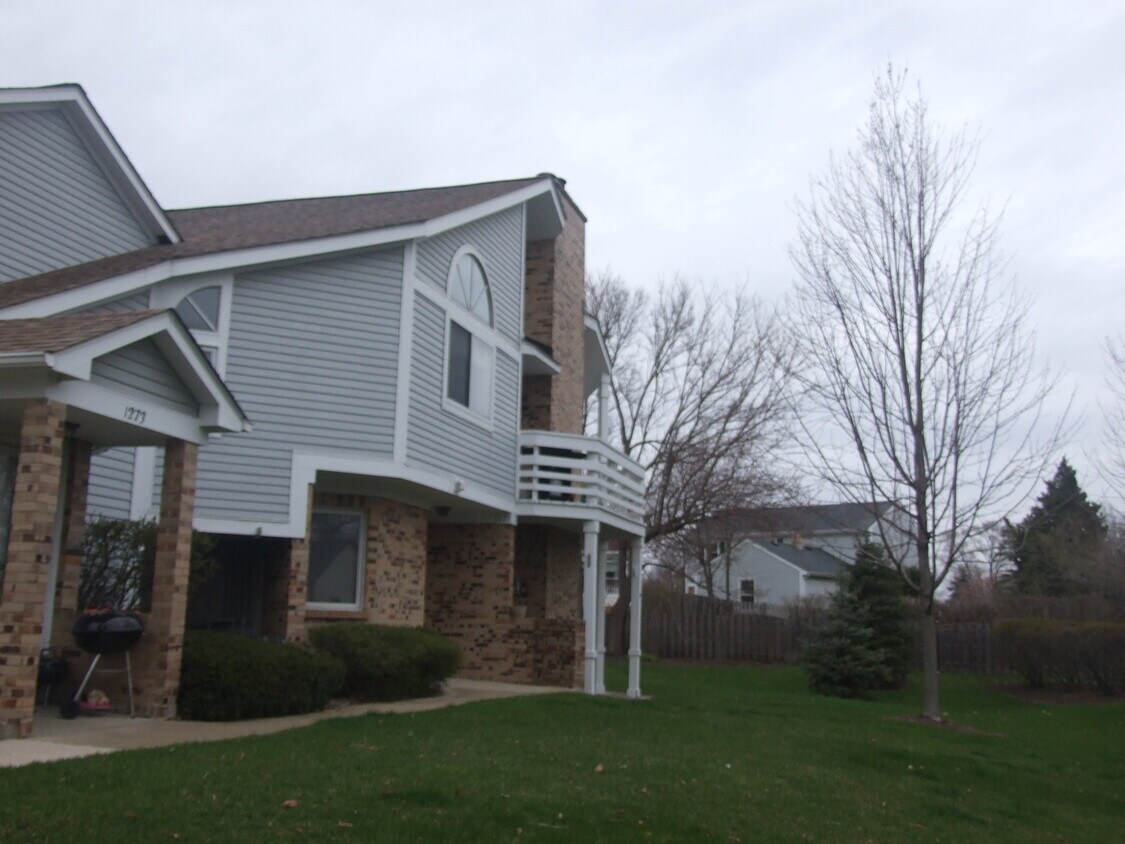 1271 Ranchview Ct, Buffalo Grove, IL 60089 Condo for Rent in Buffalo