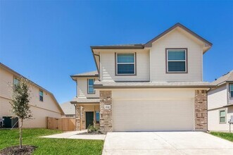 Building Photo - 8340 Yaupon Holly Trl