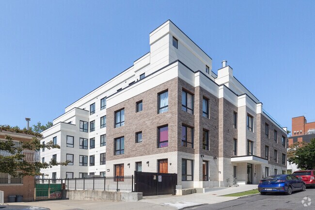 Building Photo - 3333 Giles Pl