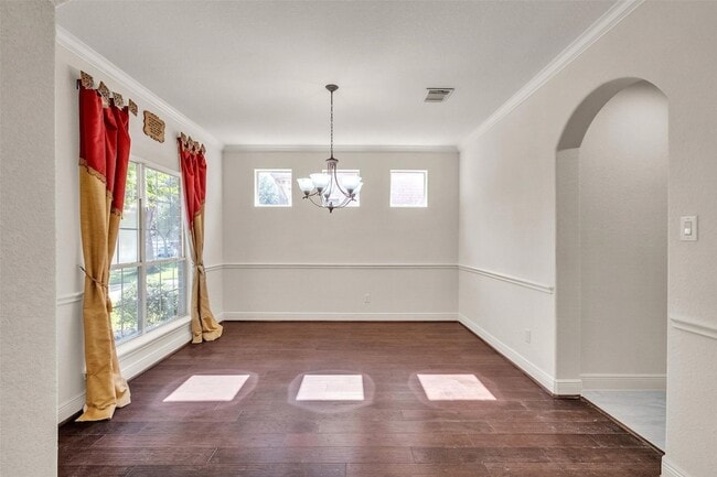 Foto del edificio - 5303 Riverstone Crossing Dr