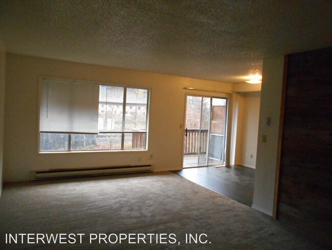 Building Photo - 11310 SW Center St