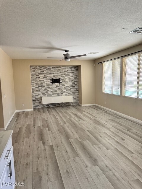 Foto del edificio - 9440 Highview Rock Ct