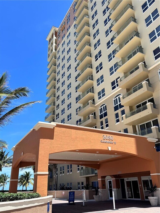 Building Photo - 2080 S Ocean Dr