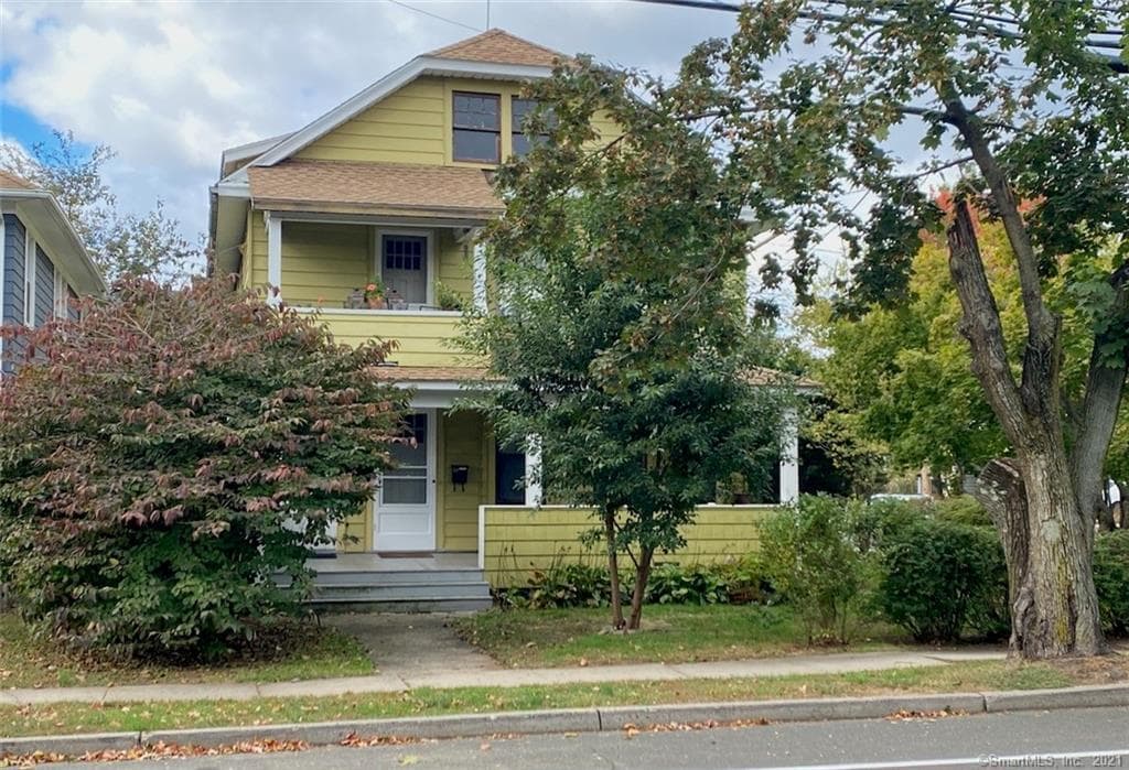 68 Gregory Blvd Unit 1, Norwalk, CT 06855 Room for Rent in Norwalk