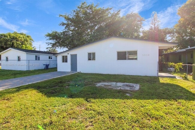 Photo - 5510 NW 30th Ave House